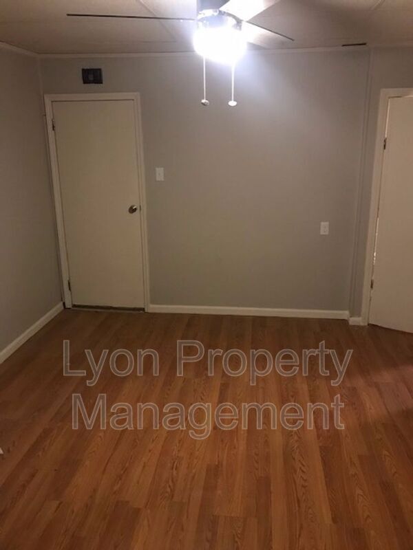 Building Photo - 232 Harrison St