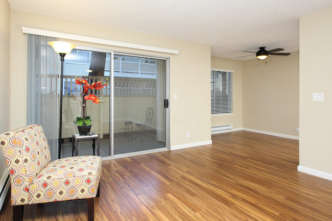 Luxury Wood Like Flooring Throughout - Evelyn Gardens