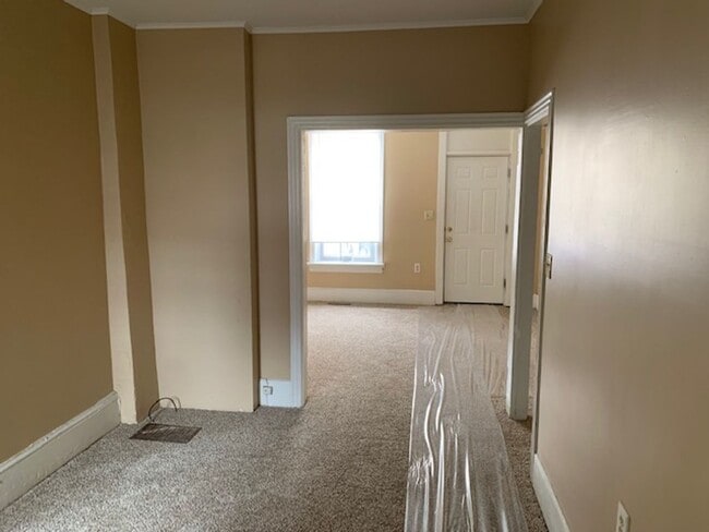 Building Photo - $950 Harrisburg 3 bedroom house for rent