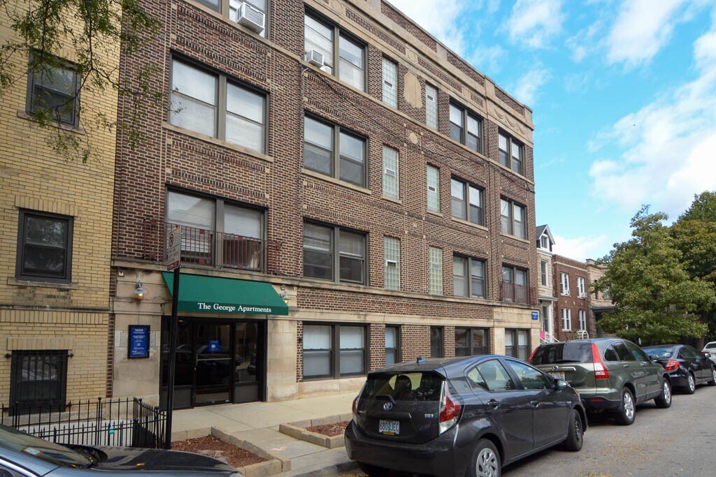 Primary Photo - 1053 W George St