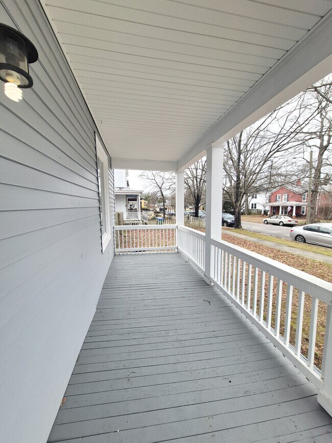 Foto del edificio - 3325 Florida Ave