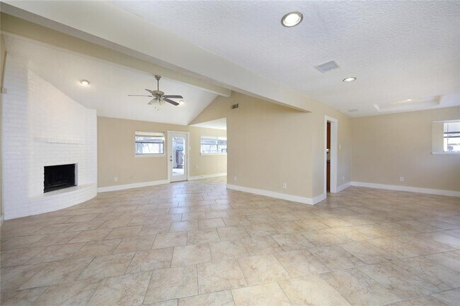 Building Photo - 266 Coppersmith Dr