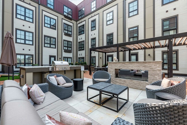 The Aubrey - Patio - The Aubrey