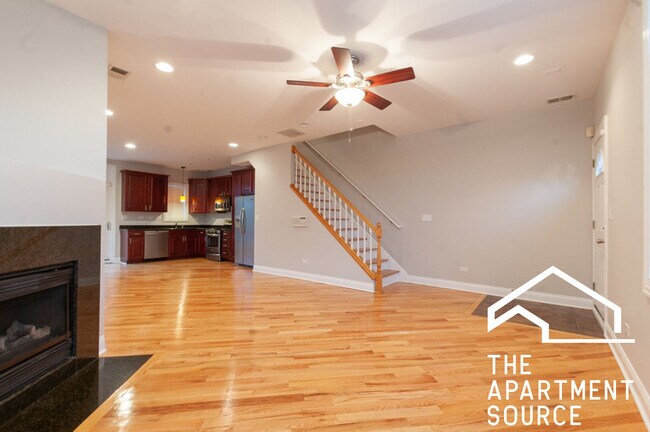 Foto del edificio - 7008 W Medill Ave