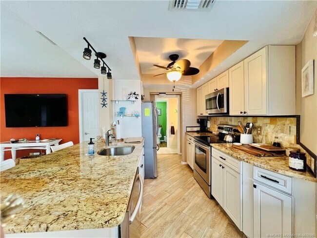 Foto del edificio - 3236 SE Aster Ln