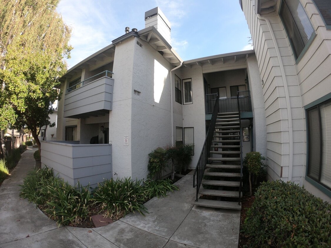 Primary Photo - Centrally located Cambrian Park Condo