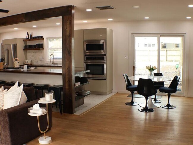 Building Photo - Sit Back, Relax. Your New home Awaits.