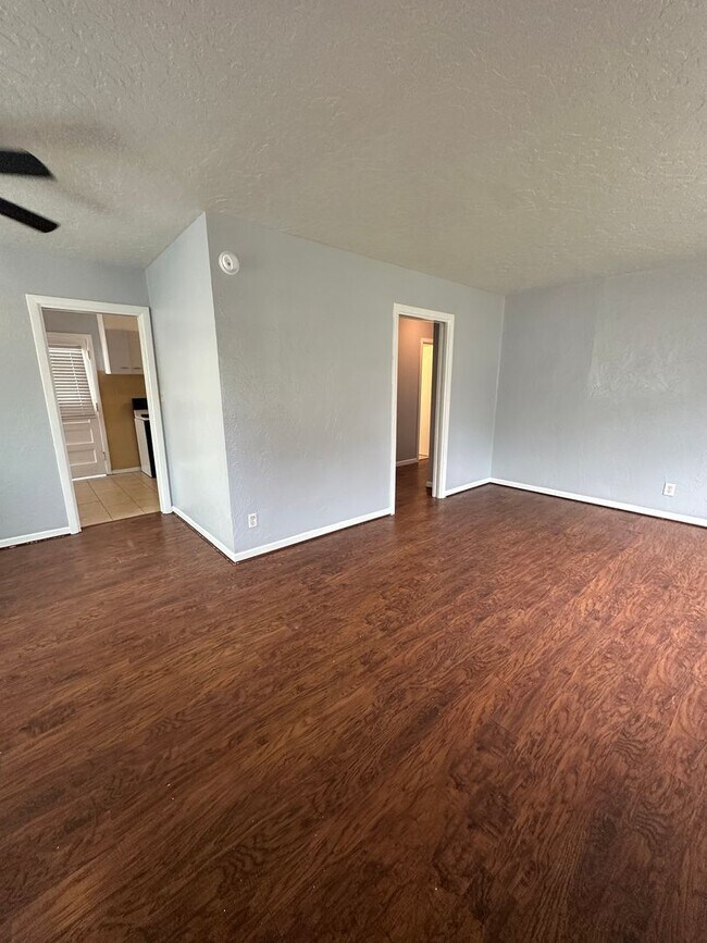 Foto del edificio - 4319 Gables St
