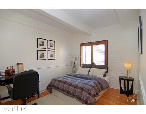 Building Photo - 646 W Belden Ave