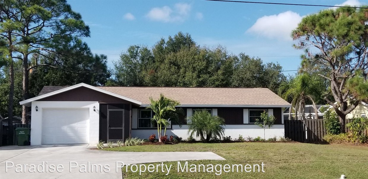 Primary Photo - 1245 N Lockwood Ridge Rd