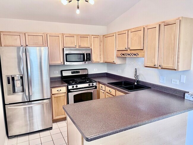 Foto del edificio - 1288 N Red Oak Cir