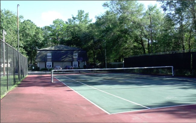 Tennis Court - Plantation Oaks