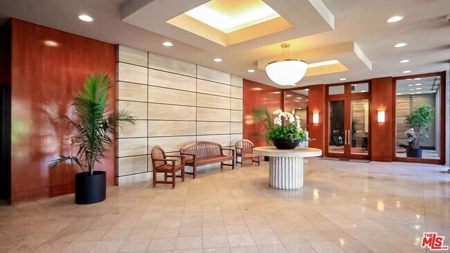 Foto del edificio - 800 W 1st St