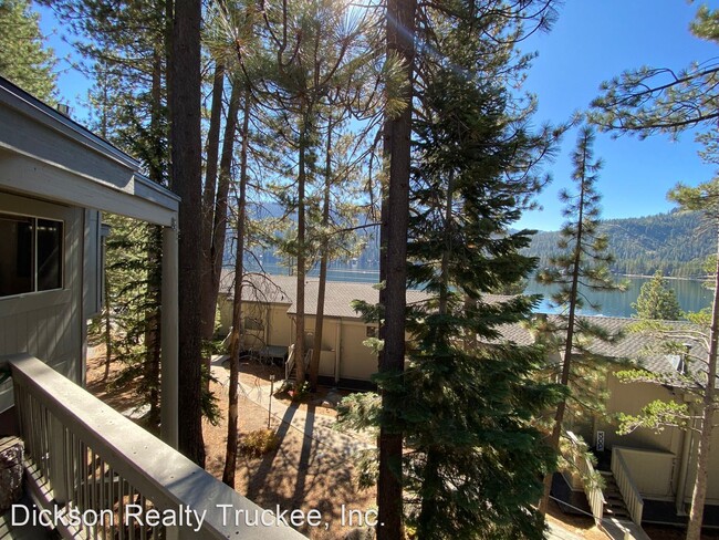 Foto del edificio - 2 br, 2.5 bath House - 15502 Donner Pass R...