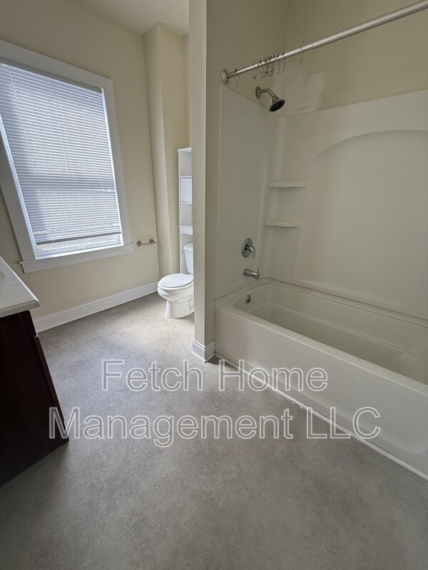 Foto del edificio - 103 S Queen St