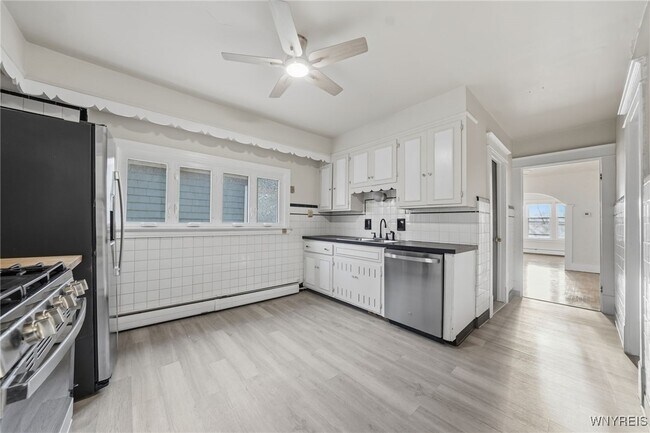 Foto del edificio - 691 Columbus Pkwy