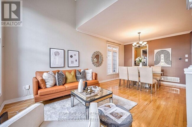 Building Photo - 12 Glaceport Crescent