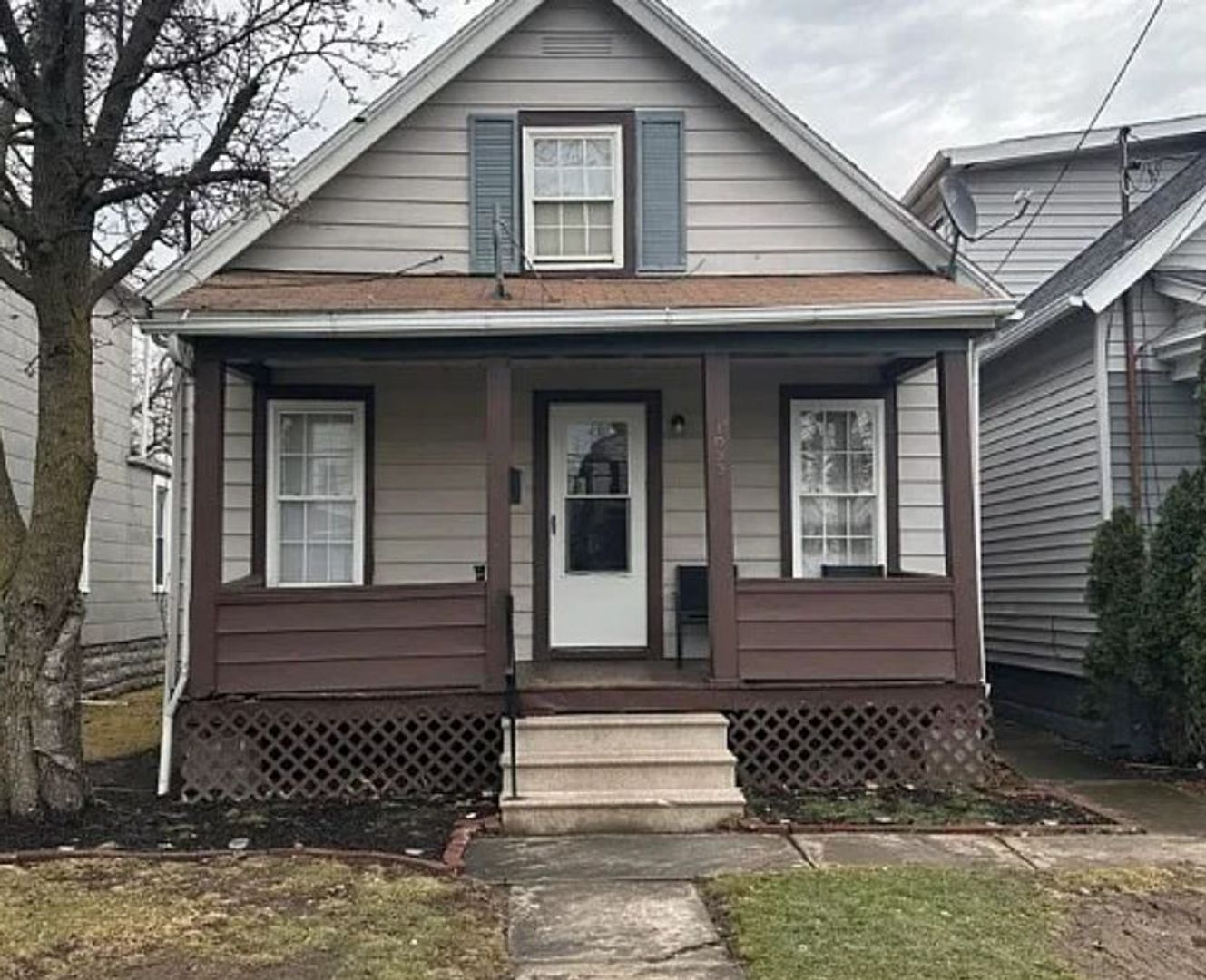1033 Washington Ave Lorain, OH 44052 – photo 1