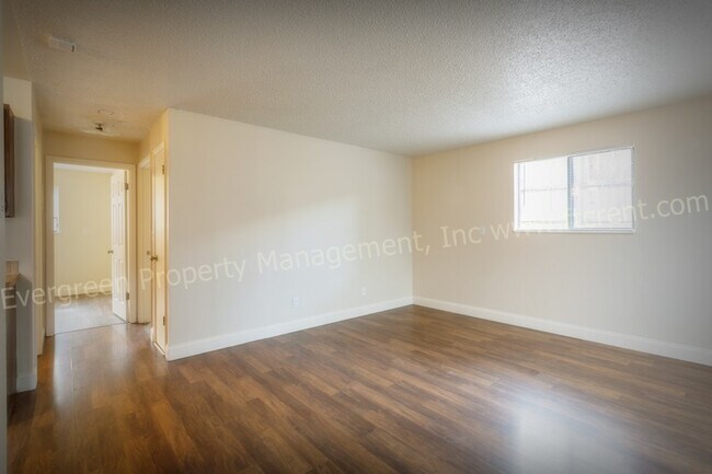 Building Photo - 3023 Denver St