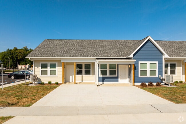 Building Photo - River Valley Apartments