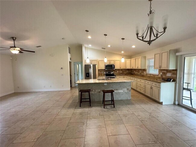 Building Photo - 3560 Eldron Ave
