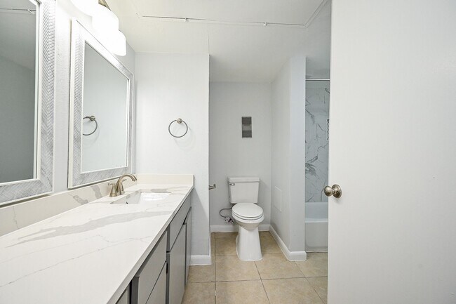 Foto del edificio - 8427 Hearth Dr