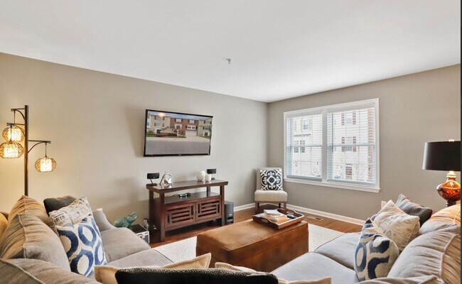 Foto del edificio - 1121 Frontline Dr