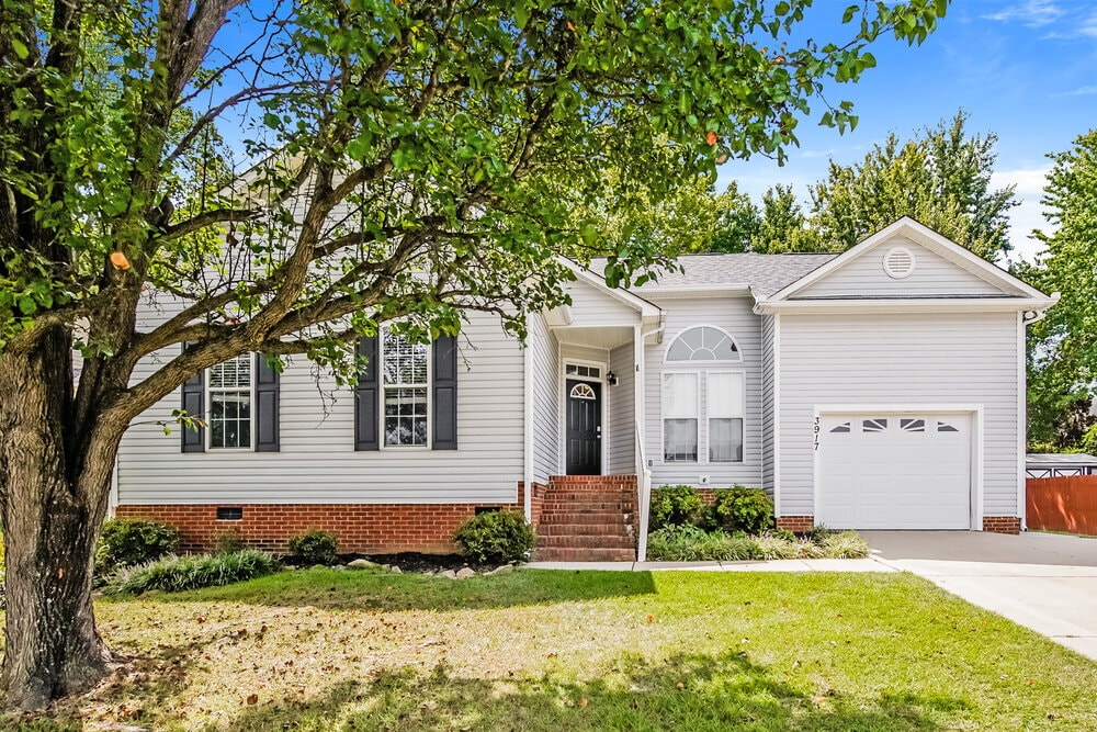 Primary Photo - 3917 Cold Harbour Dr