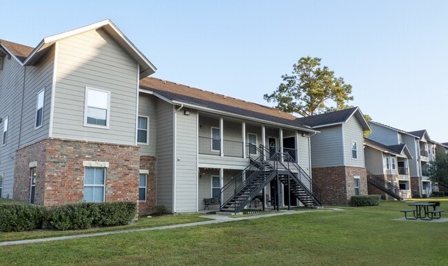 Interior Photo - The Villages at Louetta Apartments