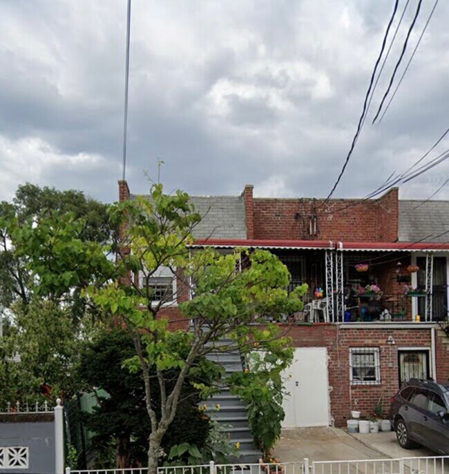 Building Photo - 603 Lincoln Ave