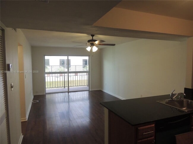 Foto del edificio - 833 West Ave