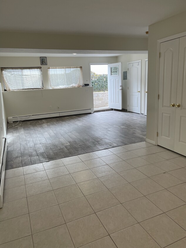 Foto principal - 533 Annadale Rd