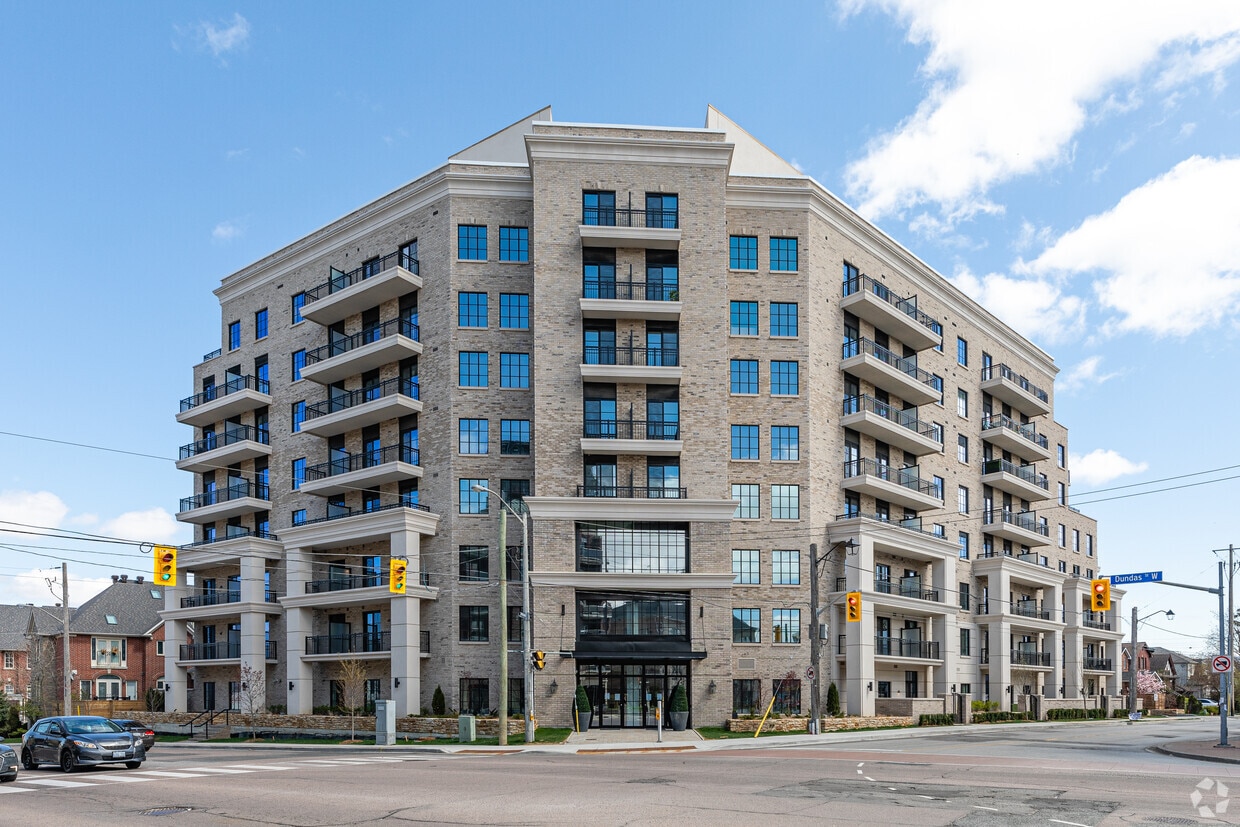 Kingsway Village Square Apartments 571 Prince Edward Dr N Toronto, ON