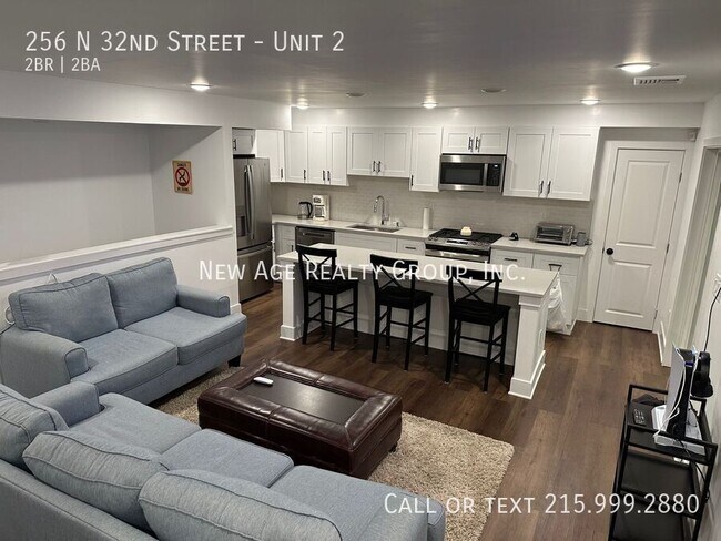 Building Photo - 256 N 32nd St