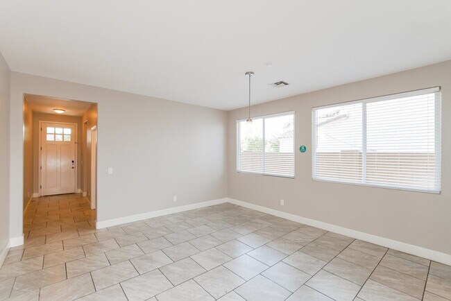 Building Photo - 1720 S 104th Ln