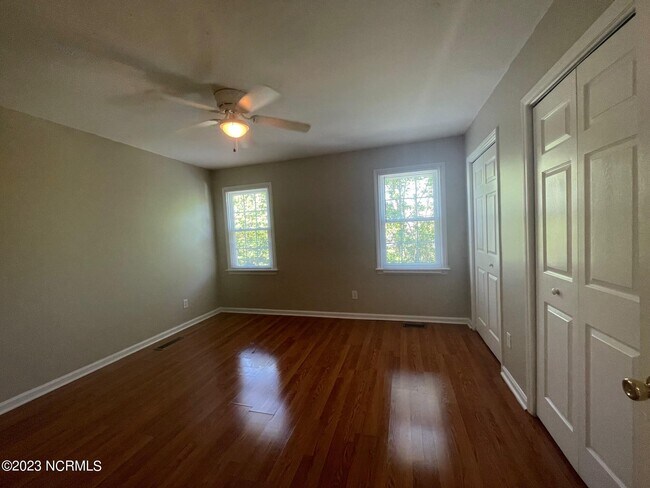 Building Photo - 3812 Sterling Pointe Dr