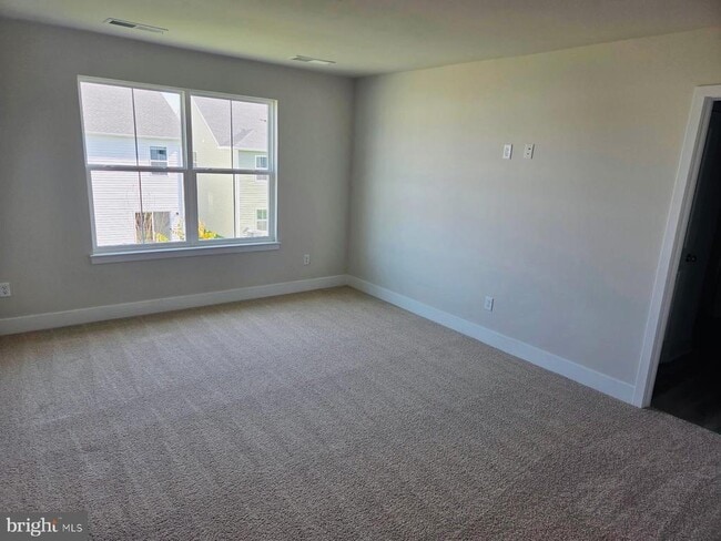 Foto del edificio - 232 Munsee Cir