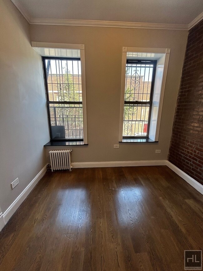 Foto del edificio - AVE. B