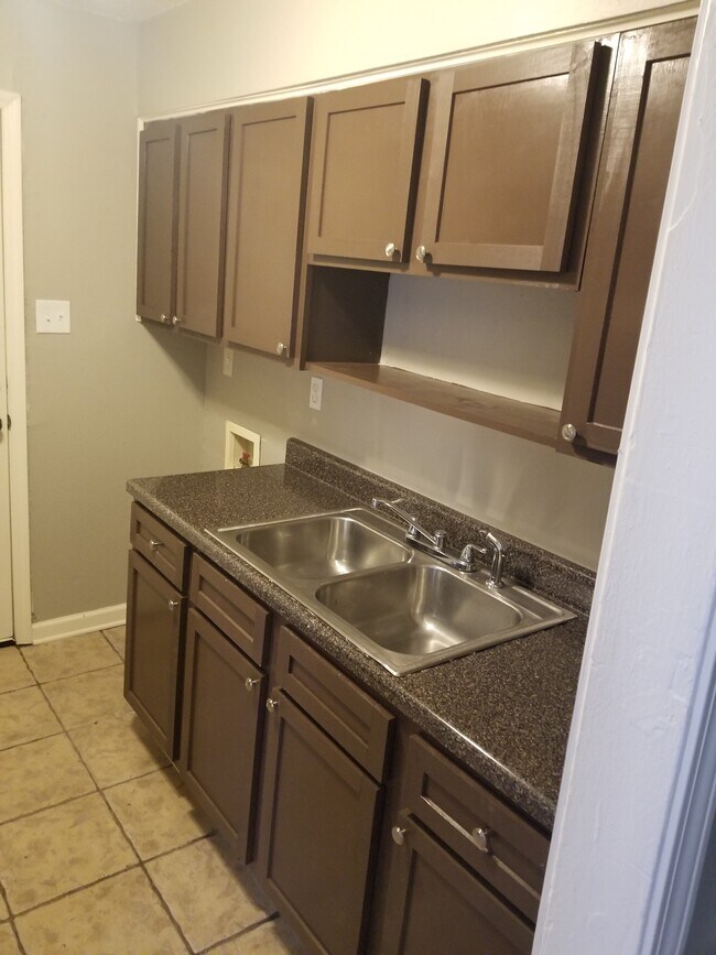 Foto del edificio - 2859-61 Baskin st. Memphis, Tn. 38127