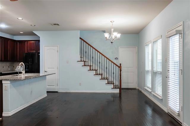 Foto del edificio - 8901 Whitehead St