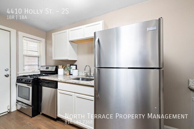 Foto del edificio - *Rent Special: No Hold Fee, No Deposit! Re...