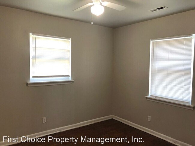Foto del edificio - 2 br, 1 bath House - 2401-1 Julia Avenue