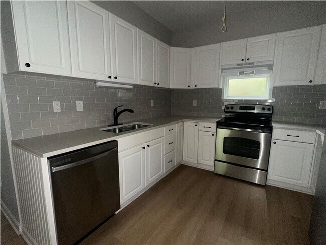 Foto del edificio - 3 Bedroom single family home in Forsyth Co...