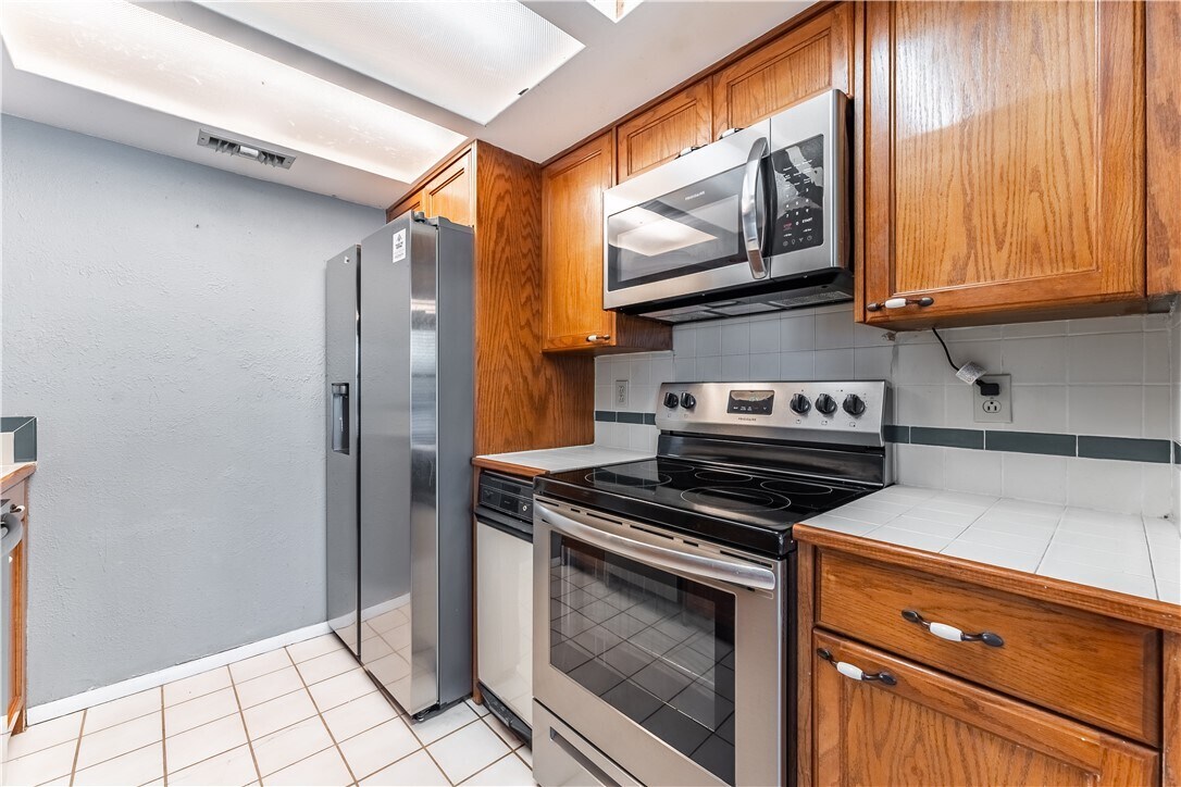 Foto del edificio - 26 Dogwood Cir