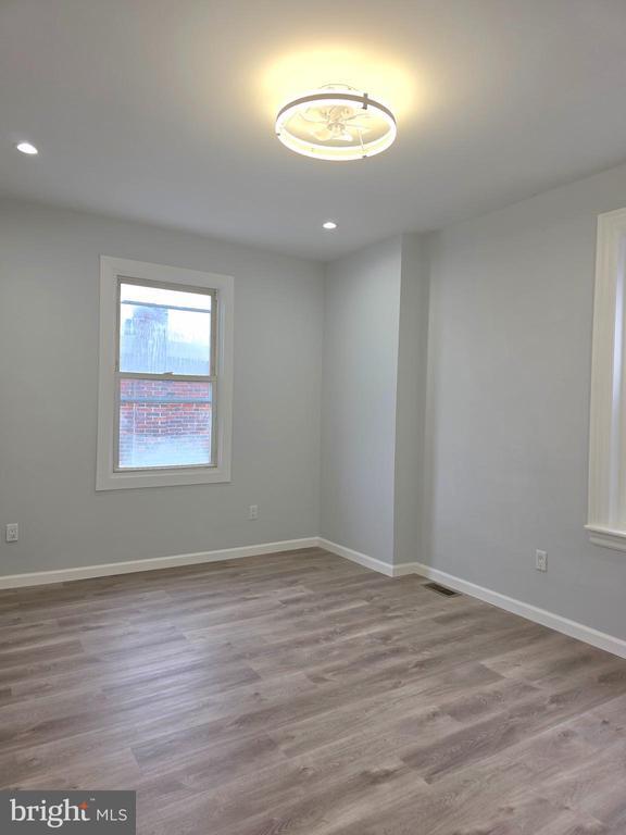 Foto del edificio - 1214 S 56th St
