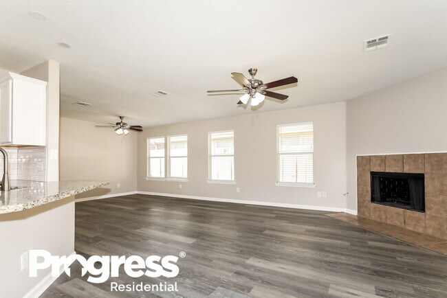 Foto del edificio - 18456 Sunrise Oaks Ct
