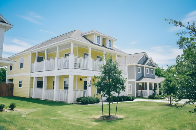 Foto del edificio - 603 Highlands St