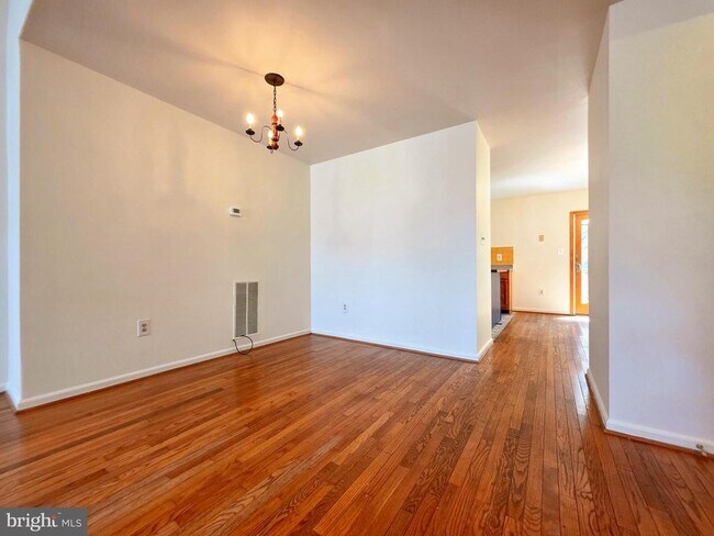 Foto del edificio - 3809 Elbert Ave