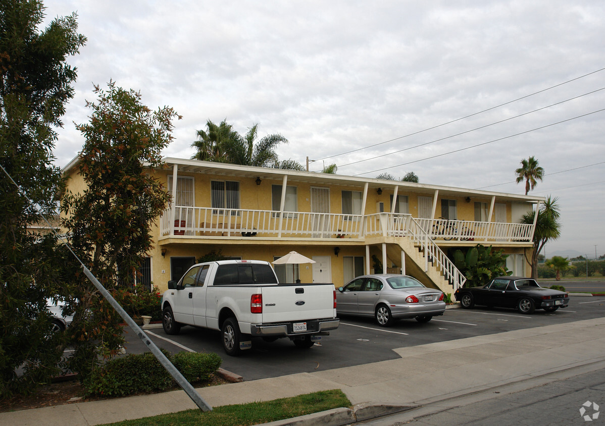 Building Photo - 303 Seal Beach Blvd