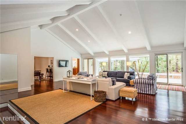 Foto del edificio - 1 Swing About